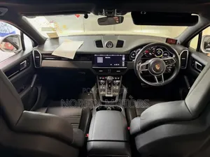 Porsche Cayenne S AWD 2020 White