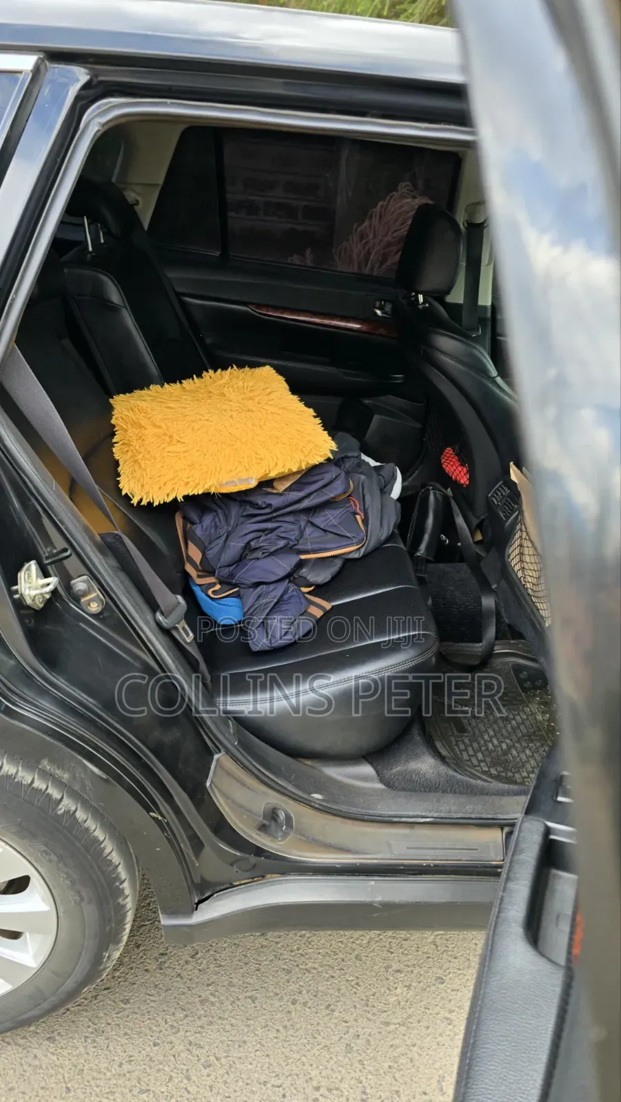 Subaru Outback 2.5i Premium 2010 Black