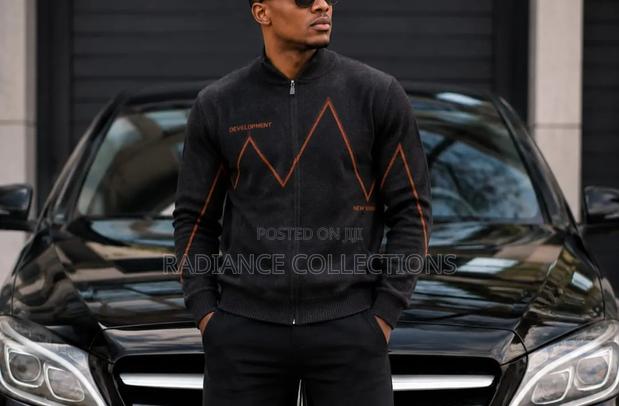 Designer Fashion Sweaters (M-3xl)