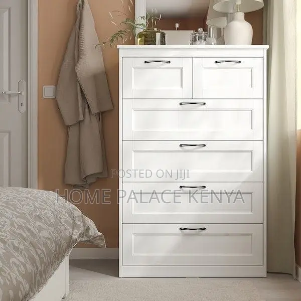 Chest of Drawers; Space Saving Chest of Drawers for Compact Bedrooms