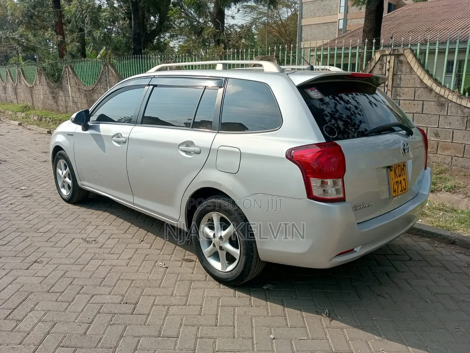 Toyota Corolla Fielder 2015 Silver