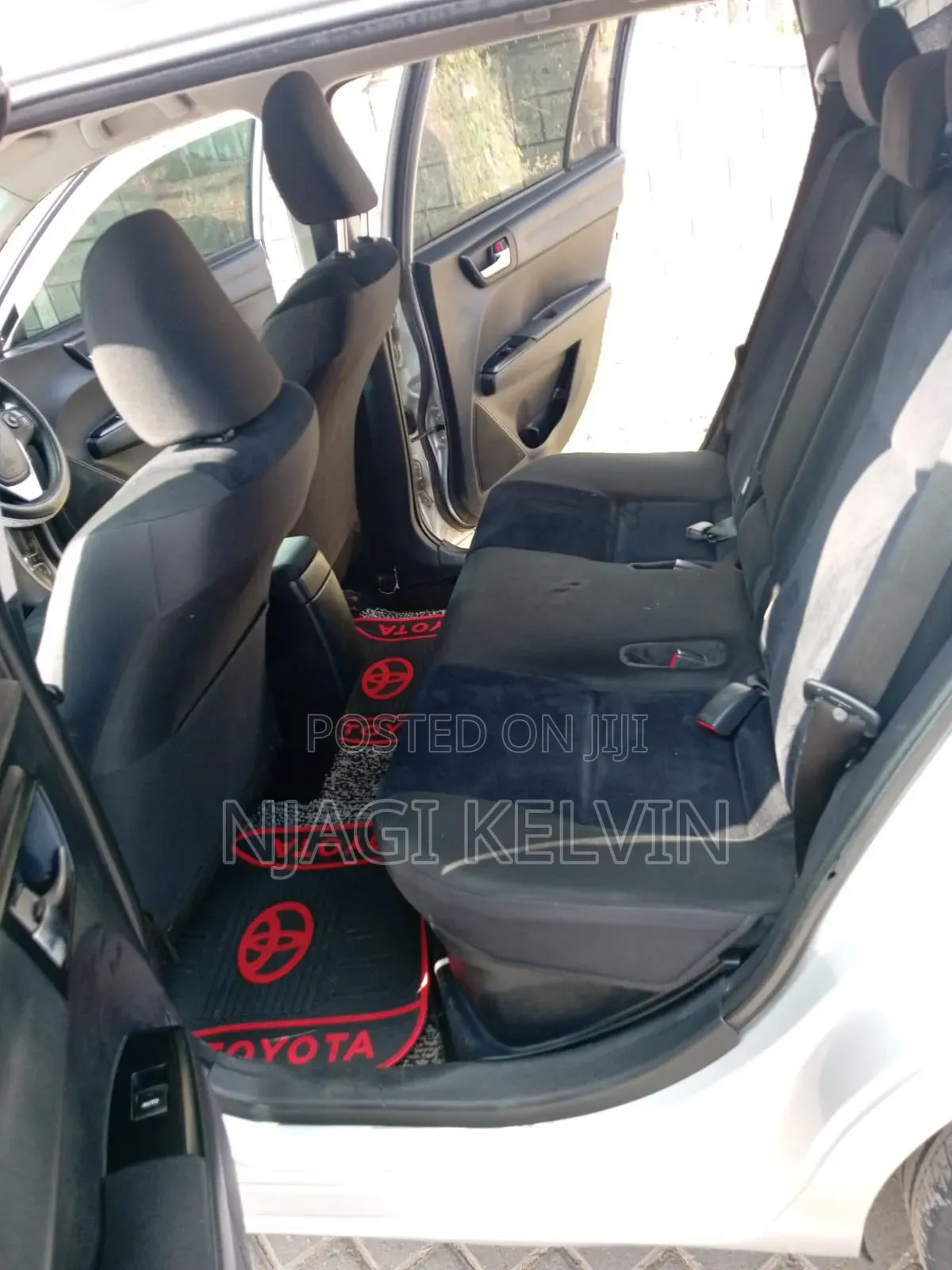 Toyota Corolla Fielder 2015 Silver