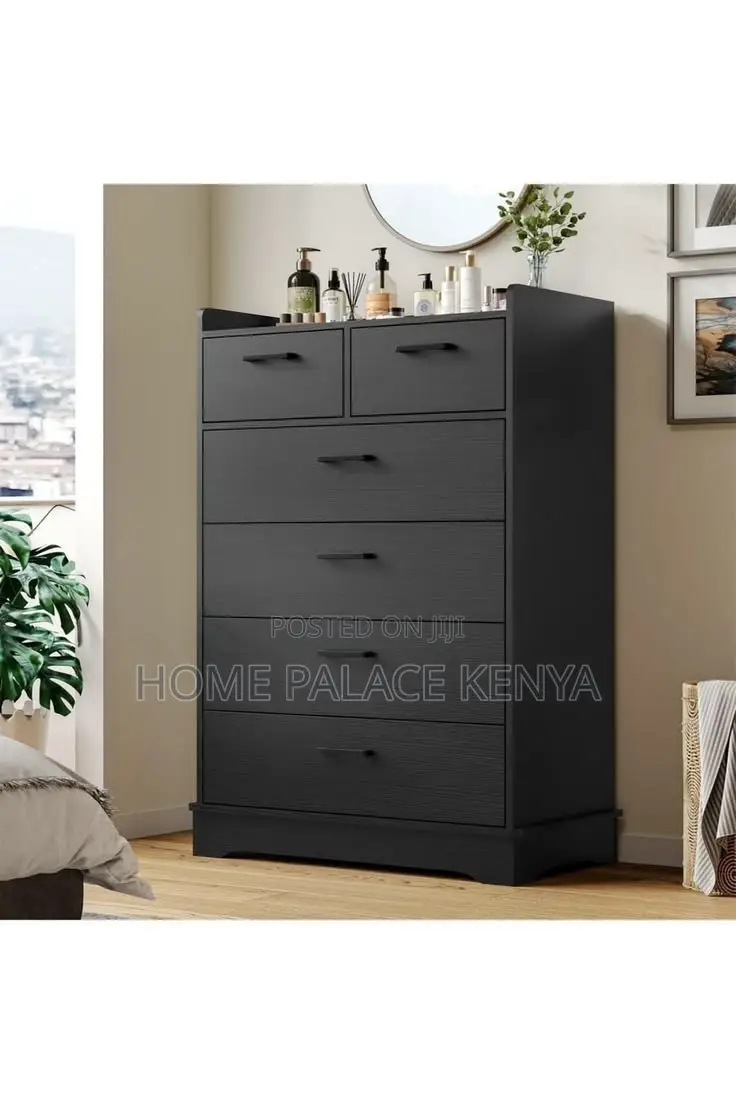 Chest of Drawers; Space Saving Chest of Drawers for Compact Bedrooms