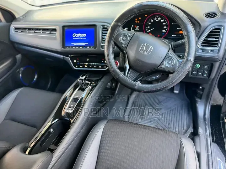 Honda Vezel 1.5 4WD 2019 Black