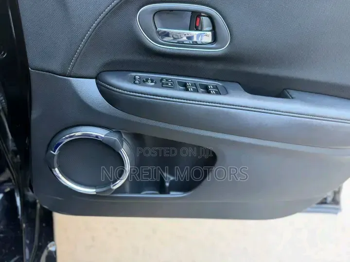 Honda Vezel 1.5 4WD 2019 Black