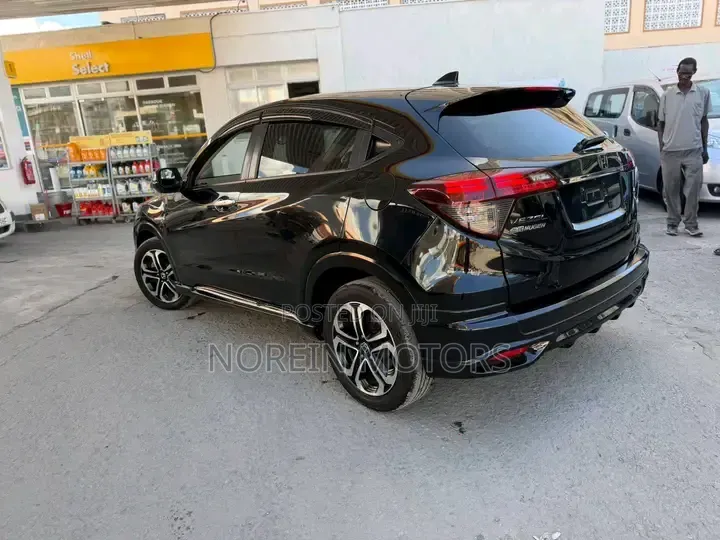 Honda Vezel 1.5 4WD 2019 Black