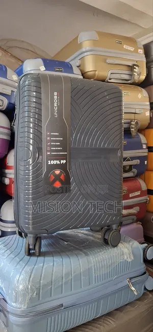 Single Medium Suitcase 