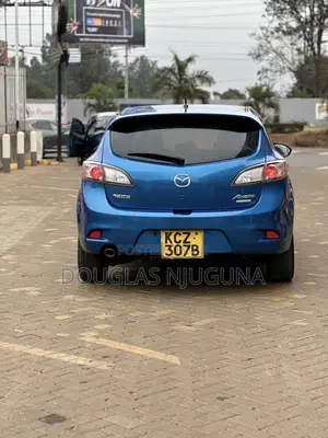 Mazda Axela 2013 Blue