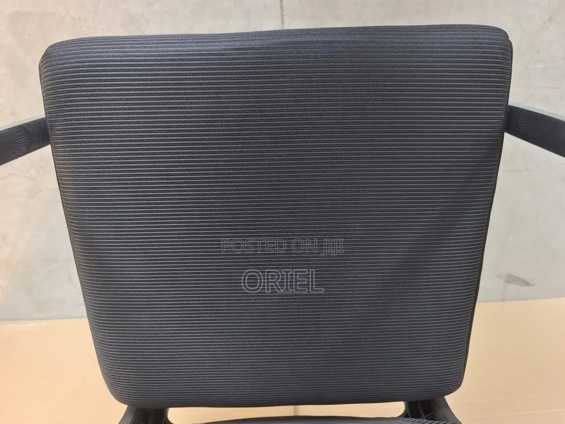 Visitor Mesh Waiting Chair : Ergonomic Visitor Waiting Seat