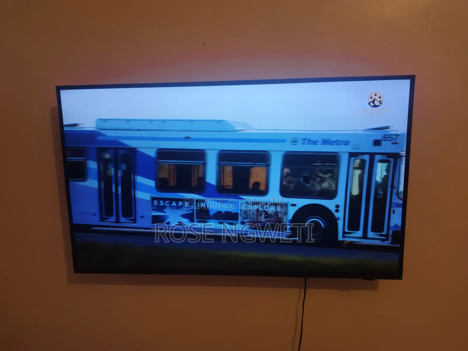 Clean, Well Used SAMSUNG 43inch TV