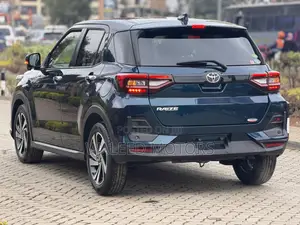 Toyota Raize 2020 Blue