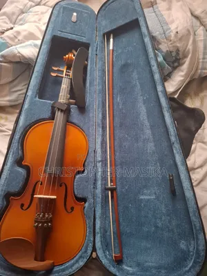 Maple Leaf Violin With Chin Rest and Case
