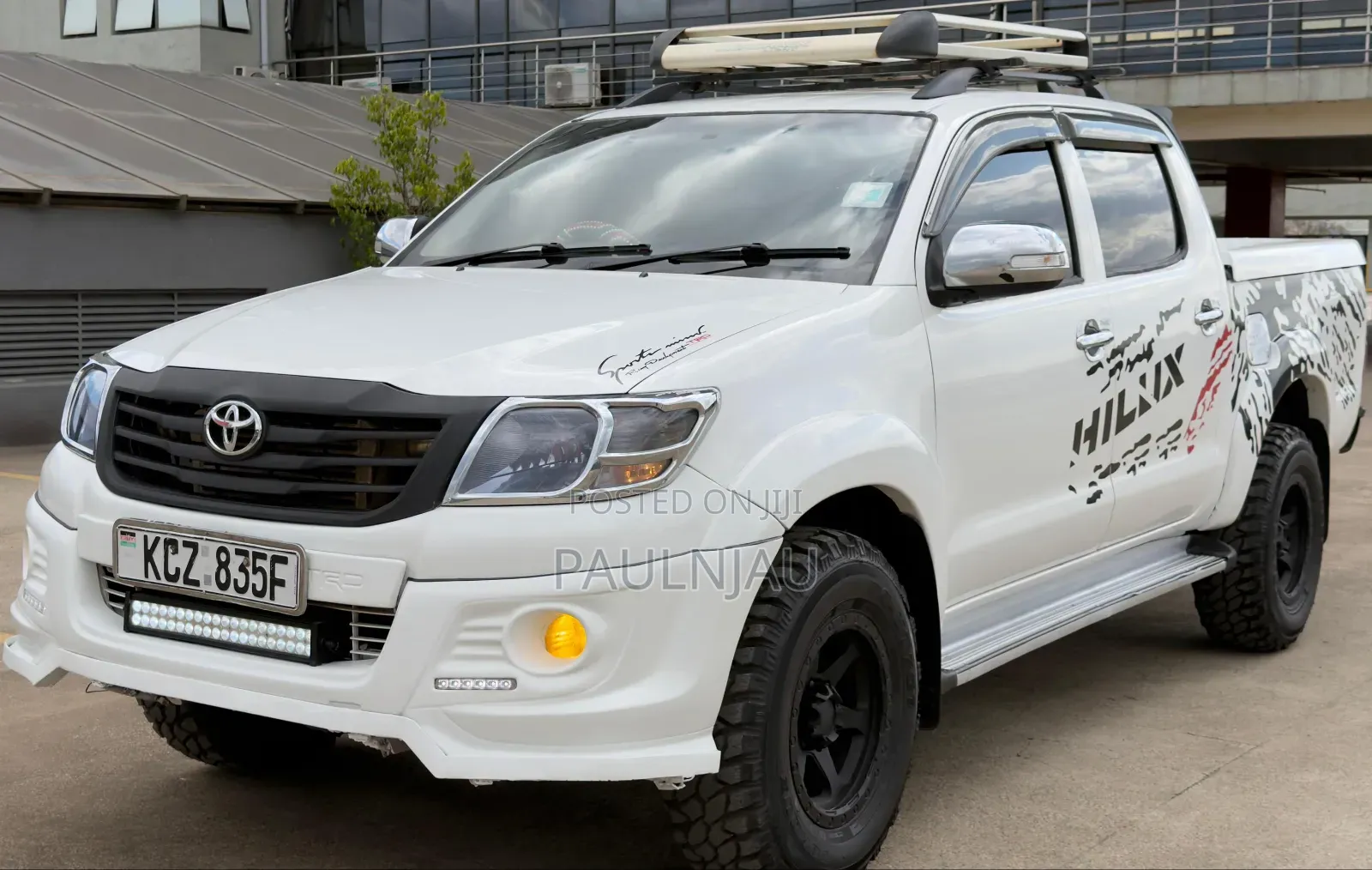 Toyota Hilux 2013