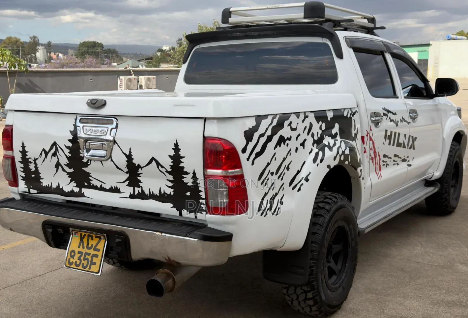 Toyota Hilux 2013