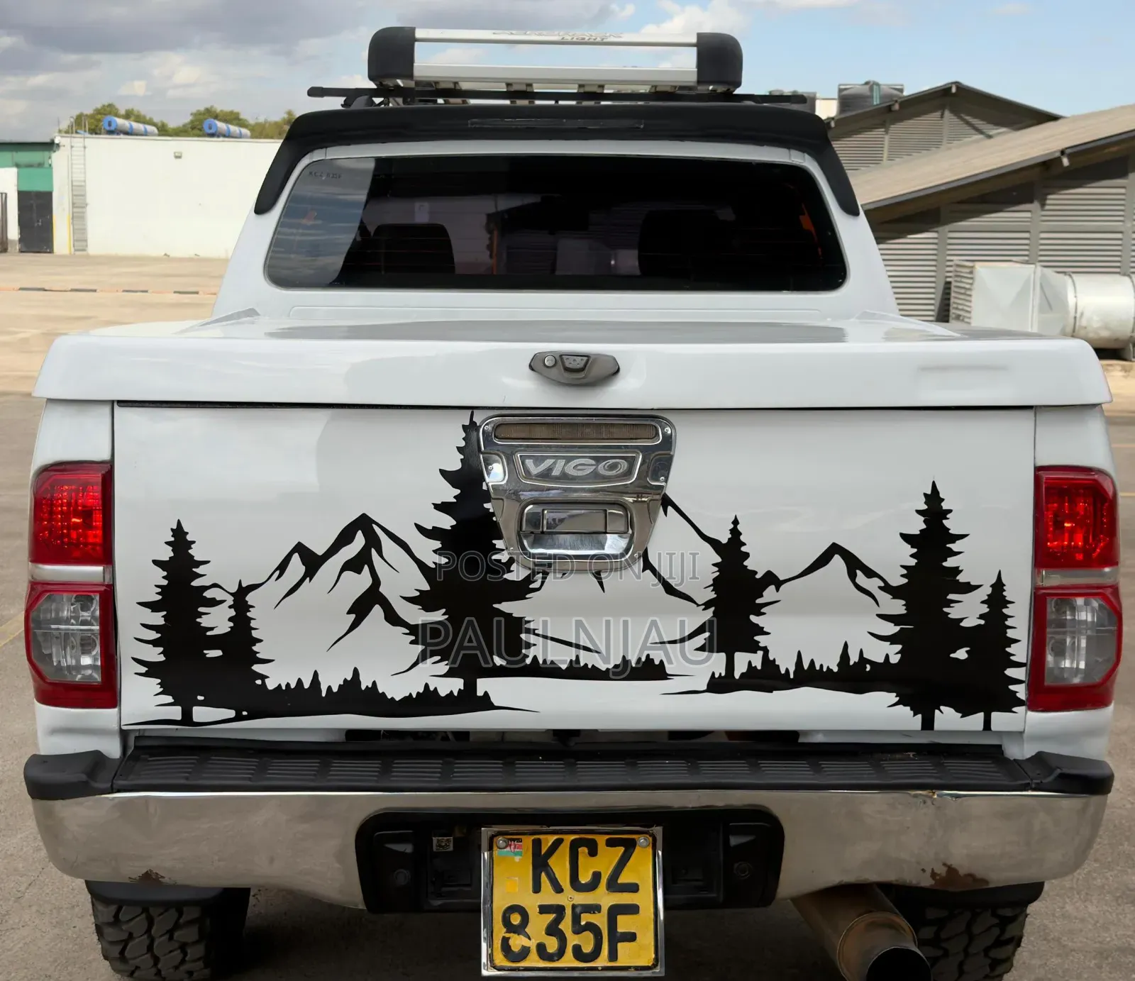 Toyota Hilux 2013
