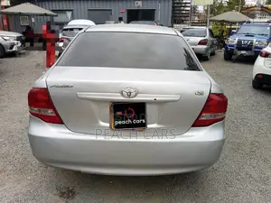 Toyota Axio 2012