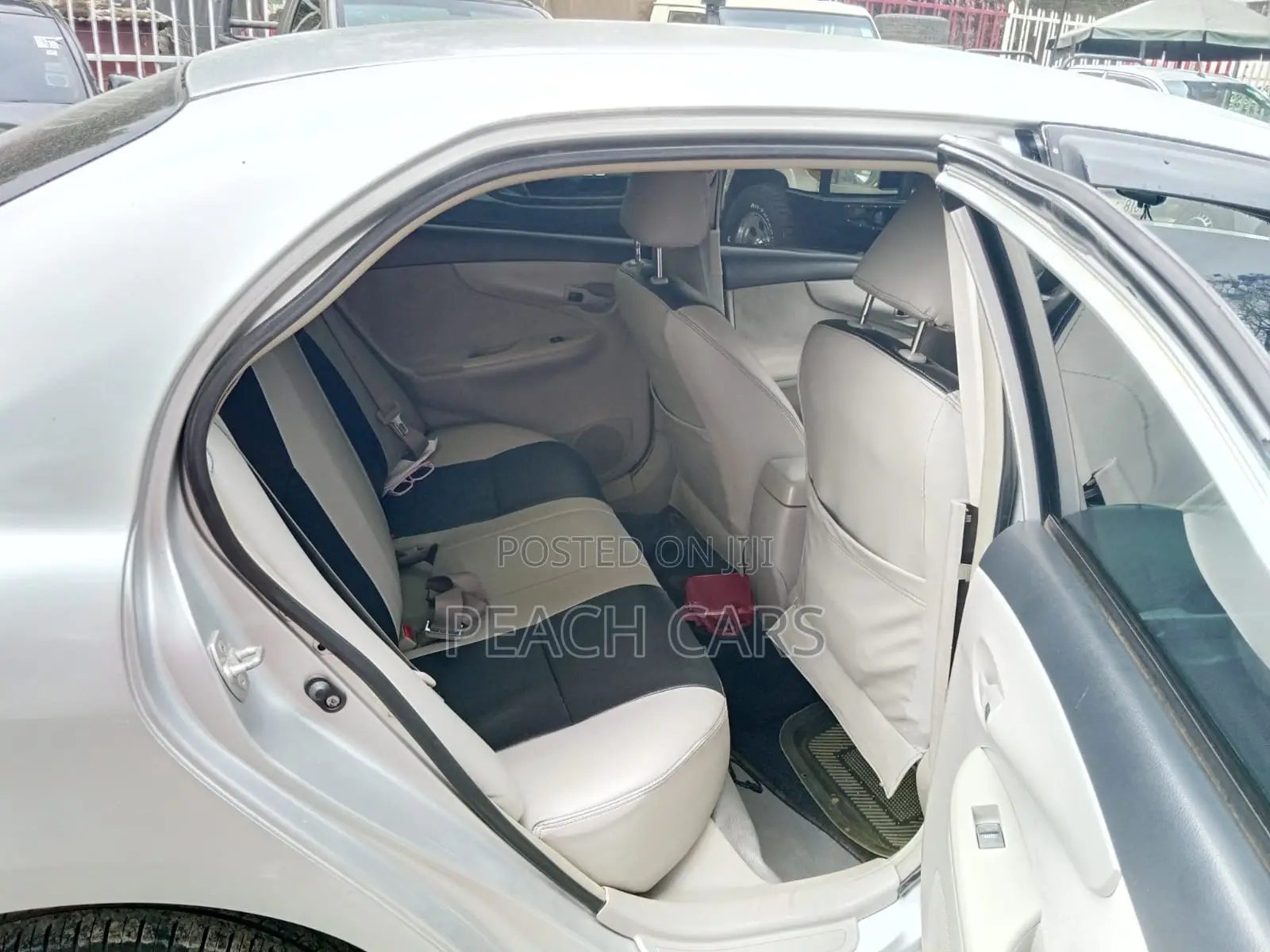 Toyota Axio 2012