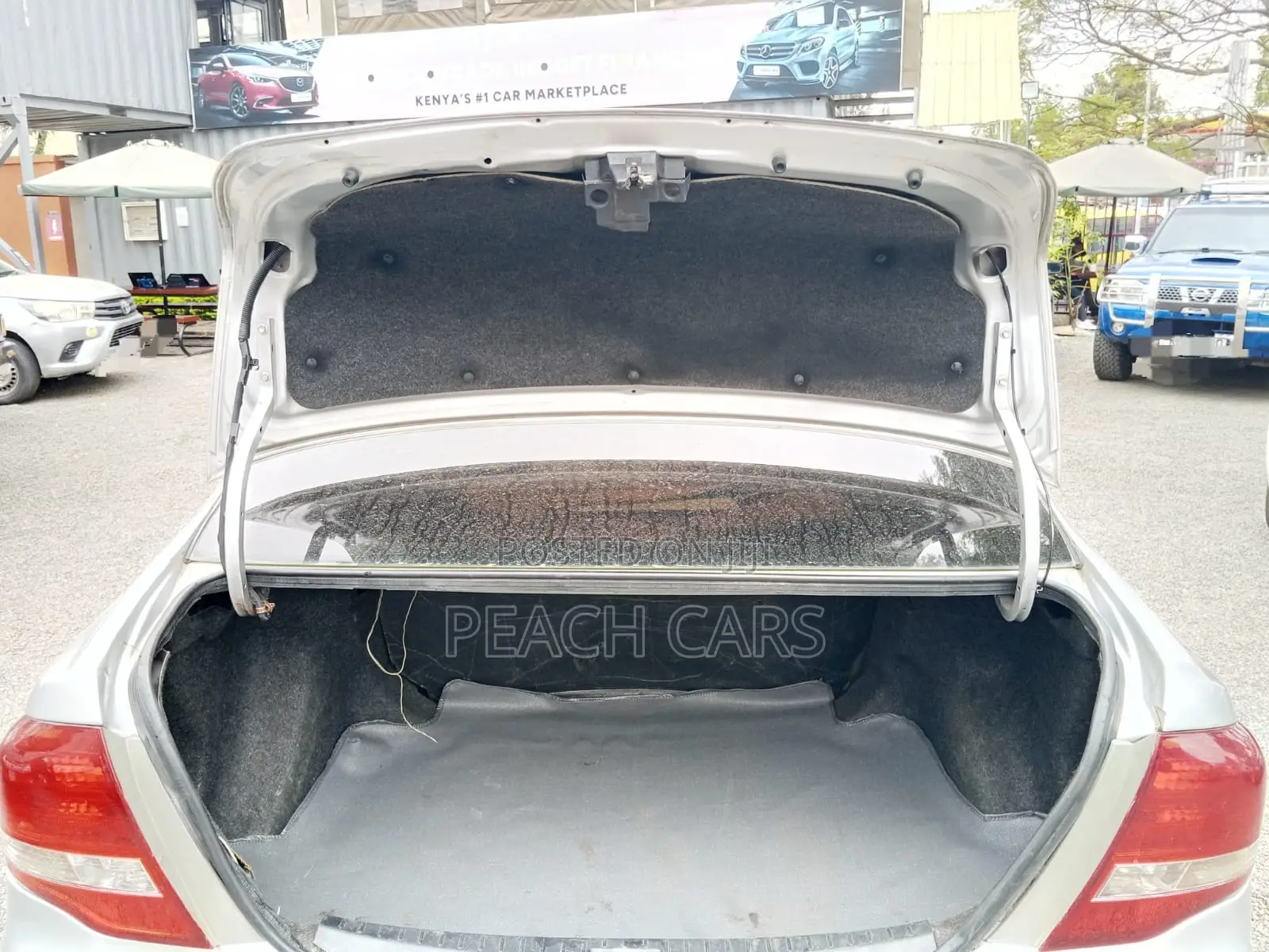 Toyota Axio 2012