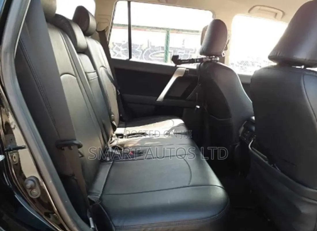 Toyota Land Cruiser Prado 2.7 2020 Black