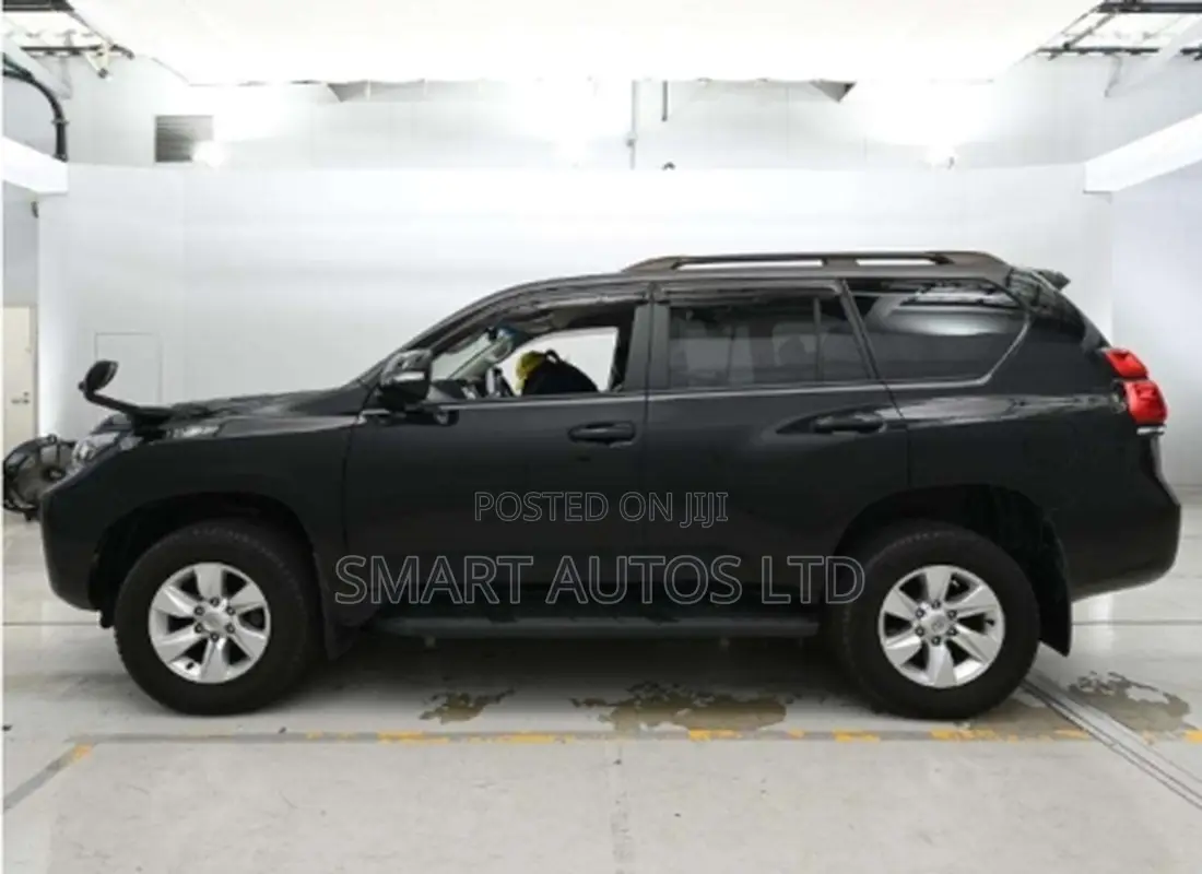 Toyota Land Cruiser Prado 2.7 2020 Black