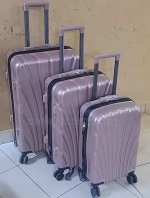 Quality 3 in 1 Luxurious Fibre Suitcase {Luxurious Fibre Suitcase }