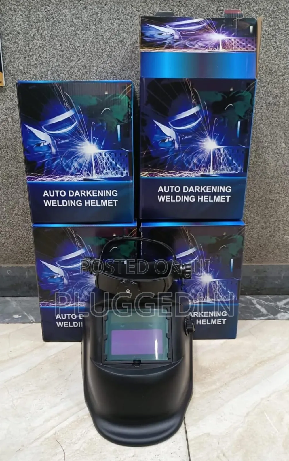 *Auto Darkening Welding Helmet*