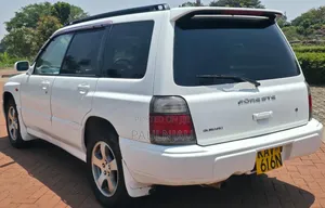 Subaru Forester 2000