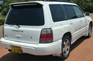 Subaru Forester 2000