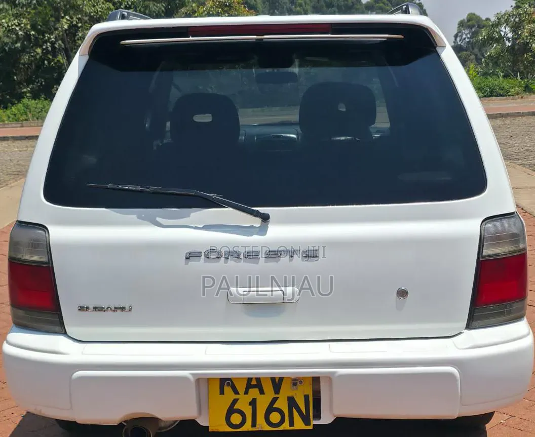 Subaru Forester 2000