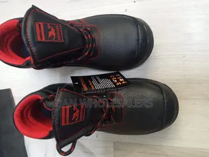 Knicker Safety Boots Strong Grip Reliable Daily Work Safety