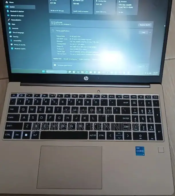 Laptop HP 250 G10 16GB Intel Core i5 SSD 512GB