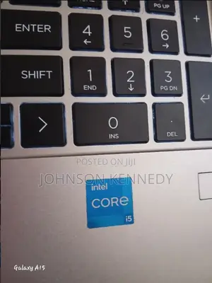 Laptop HP 250 G10 16GB Intel Core i5 SSD 512GB