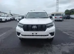 Toyota Land Cruiser Prado 2.8 2022 White
