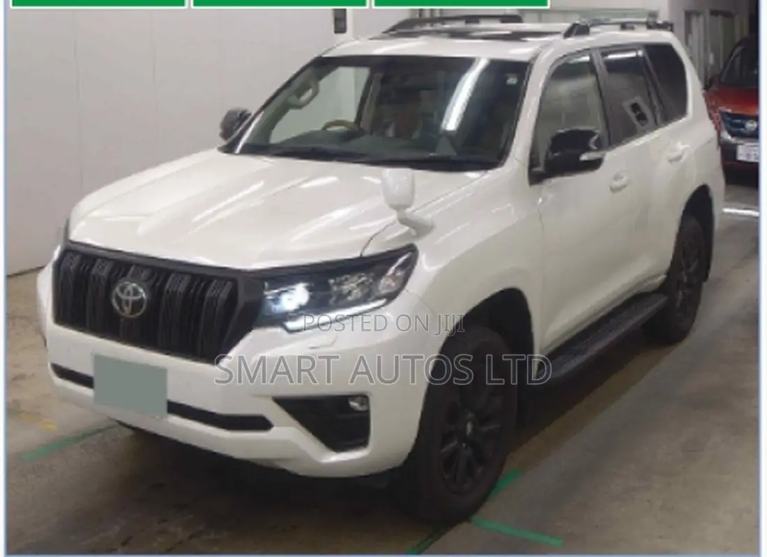 Toyota Land Cruiser Prado 2.8 2022 White