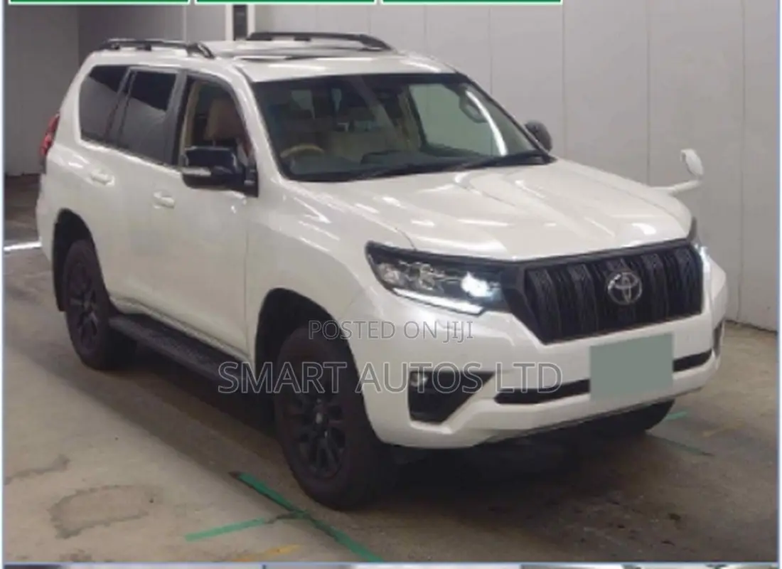Toyota Land Cruiser Prado 2.8 2022 White