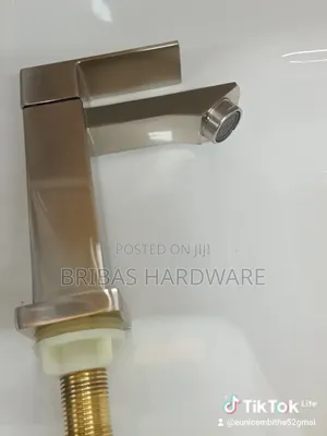 Pillar Tap