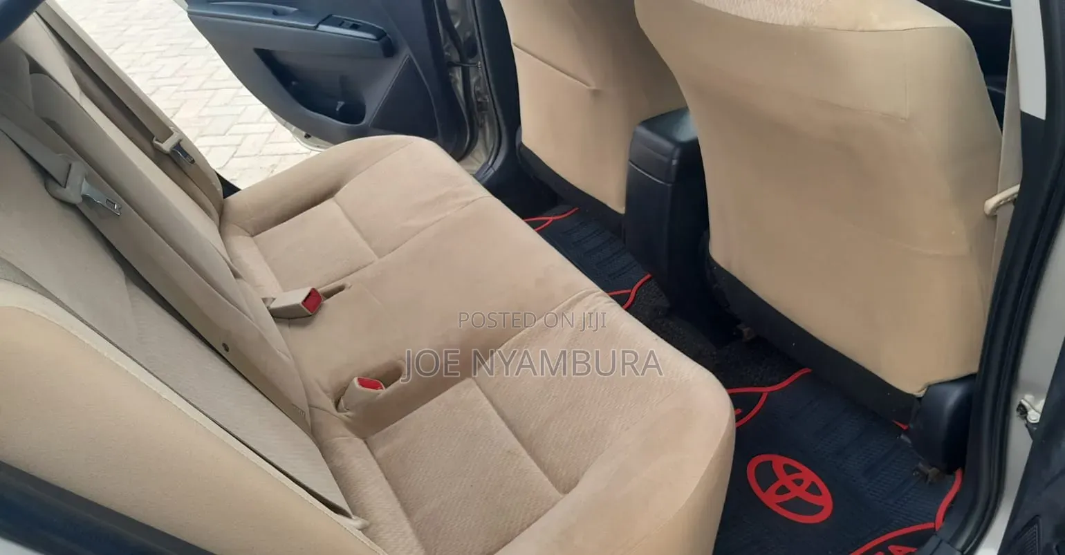 Toyota Axio 2012 Silver