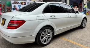 Mercedes-Benz C200 2011 White