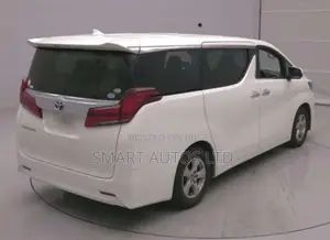 Toyota Alphard 2019 White