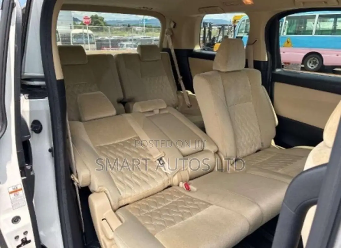 Toyota Alphard 2019 White