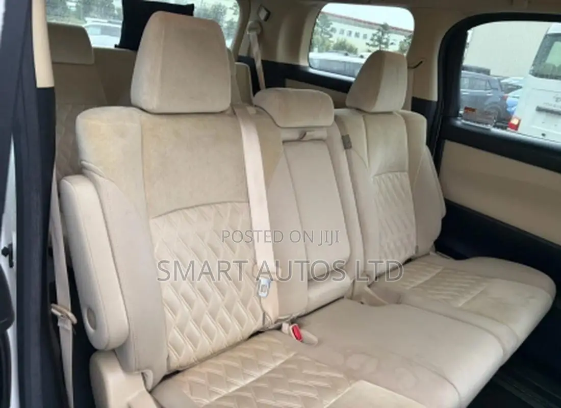 Toyota Alphard 2019 White