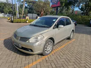 Nissan Tiida 2007 Brown