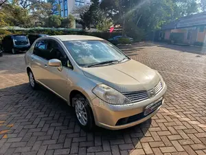 Nissan Tiida 2007 Brown