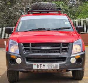 Isuzu D-MAX 2010 Red