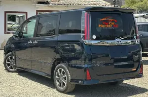 Toyota Noah 2020