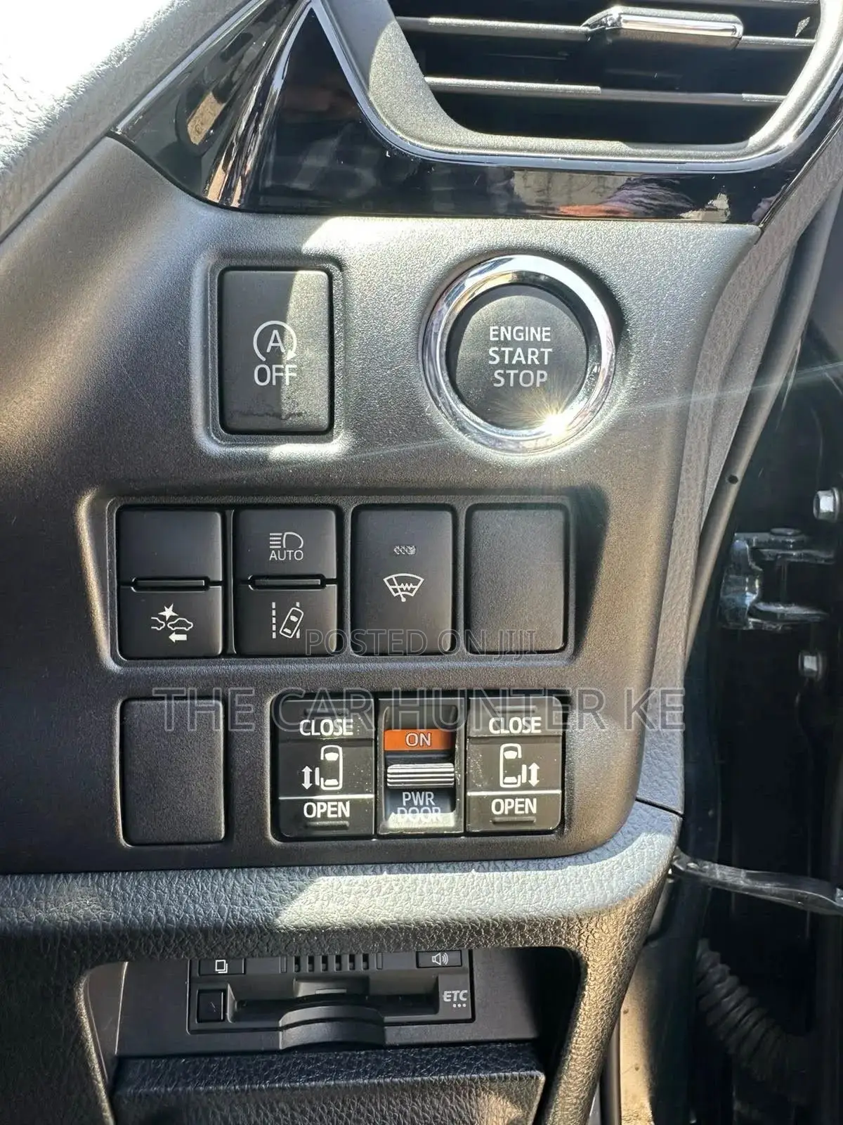 Toyota Noah 2020