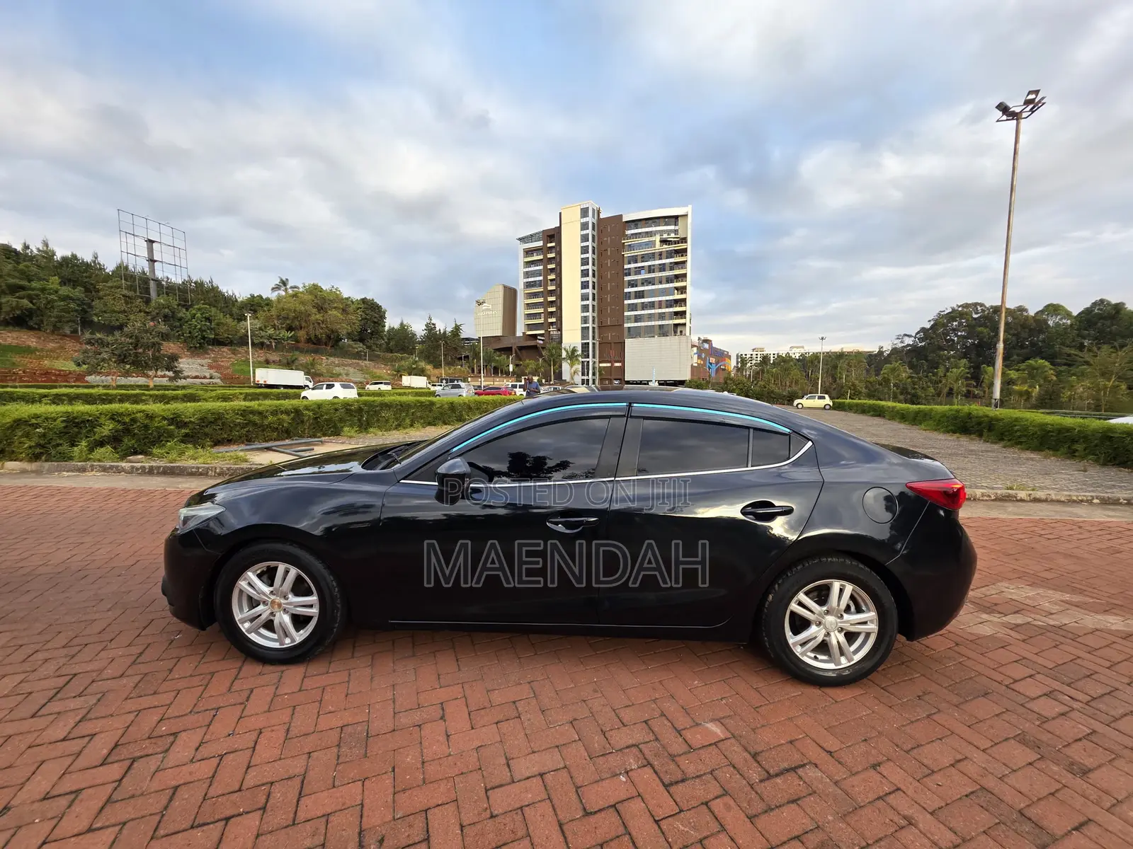 Mazda Axela SV Premium 2014 Blue