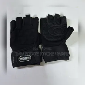 Black Advanced Gym Gloves