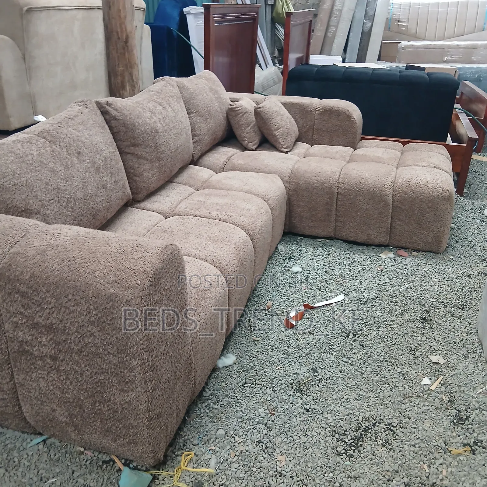 Six Seater Bubble Pillow