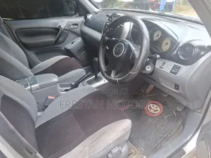 Toyota RAV4 2002 Silver